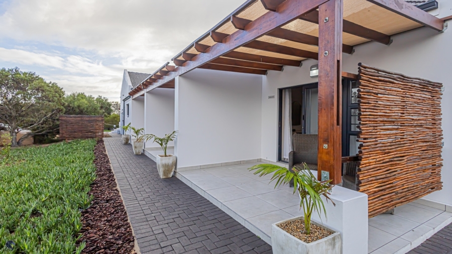 9 Bedroom Property for Sale in Long Acres Country Estate Western Cape